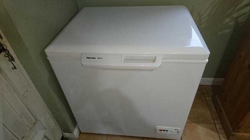 Miele Chest Freezer GT 263 ES white Very good condition