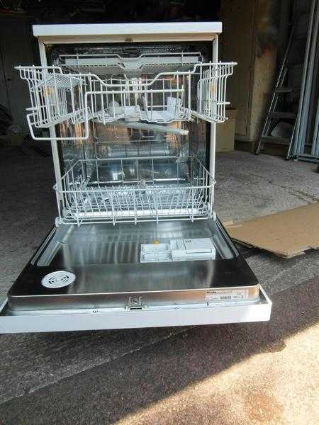 Miele G646 SC Plus Dishwasher  Only 45