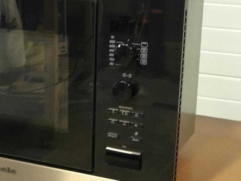 MIELE M6302SC MICROWAVE OVEN