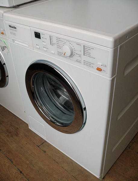 Miele Prestige Plus 6 series 1300 spin washing machine