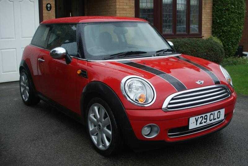 MINI Cooper 1.6 - FSH, GREAT SPEC