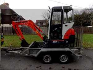 MINI DIGGER FOR HIRE