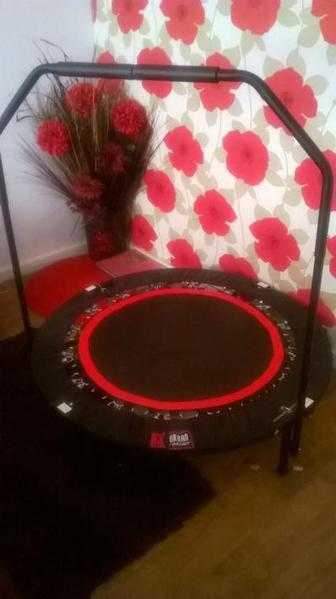 MINI EXERCISE TRAMPOLINE , ADJUSTABLE WITH HANDRAIL