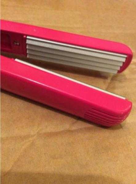 Mini Hair Crimpers  Brand New  Cheap