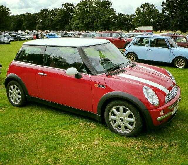 Mini Hatch 2003