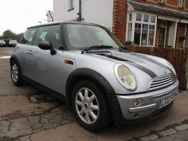 Mini Hatch 2003