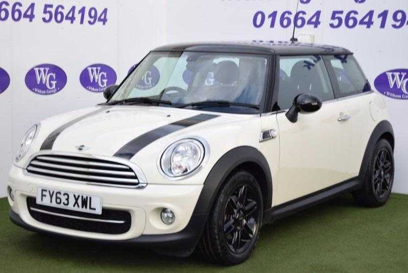 Mini Hatch Cooper D 2013