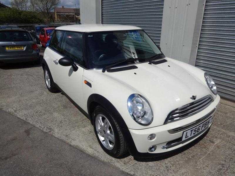 Mini Hatch One 2006