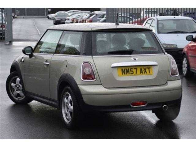 Mini Hatch One 2007