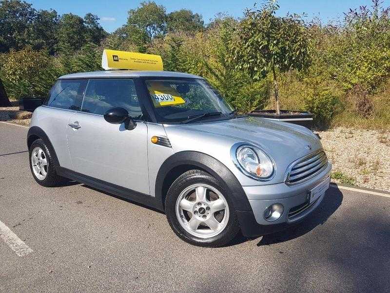 Mini Hatch One 2008