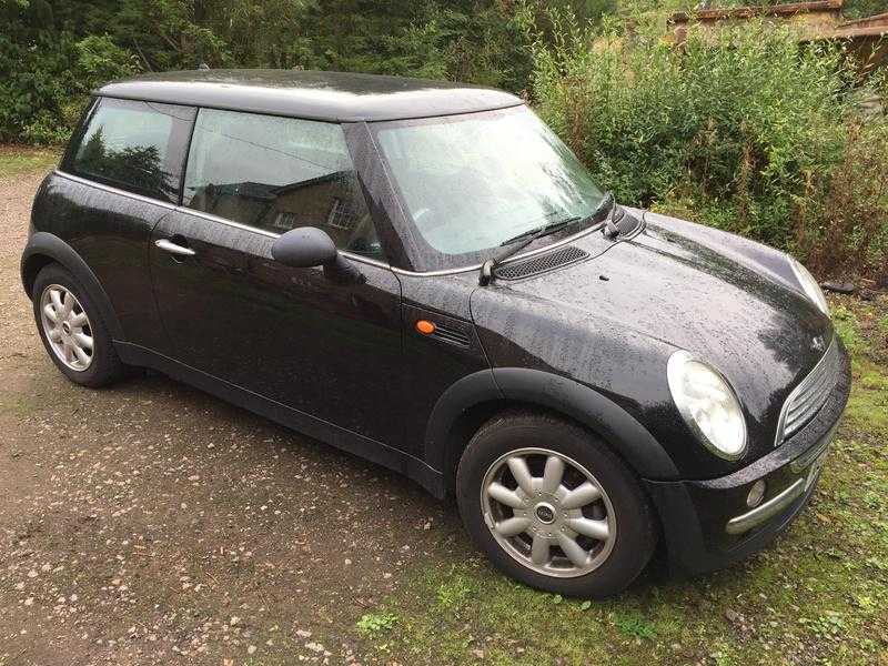 Mini One 1.6L Very low mileage FSH MOT June 2017