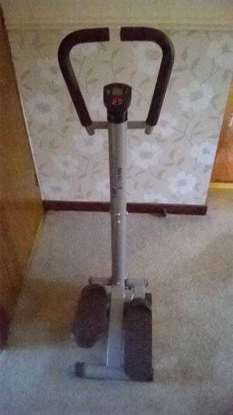Mini Stepper Exercise machine, adjustable tension, great condition