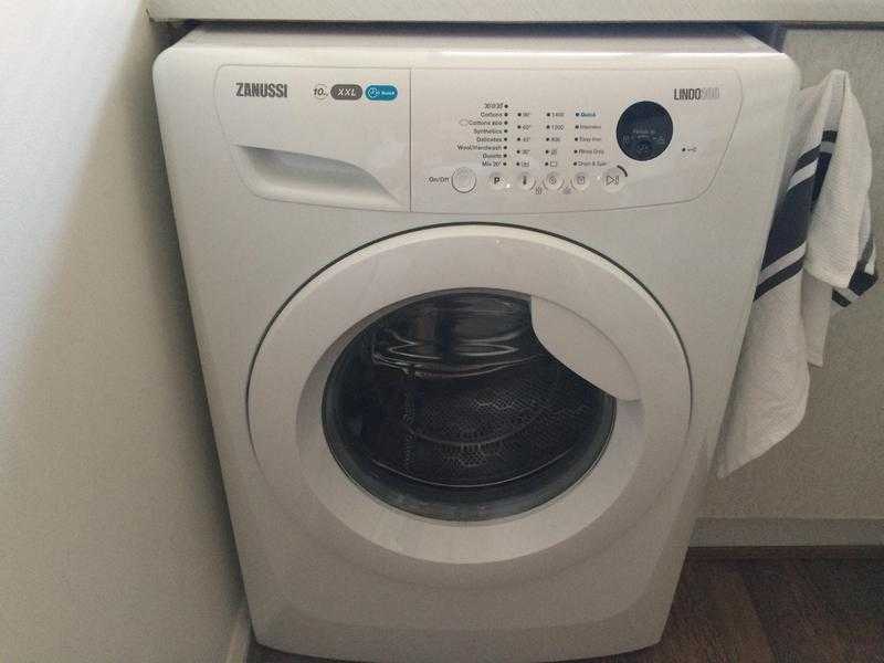 Mint condition Zanussi Lindo 300 washing machine.