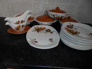 Minton Henley dinner Plates  x5  10.5quot diameter good condition