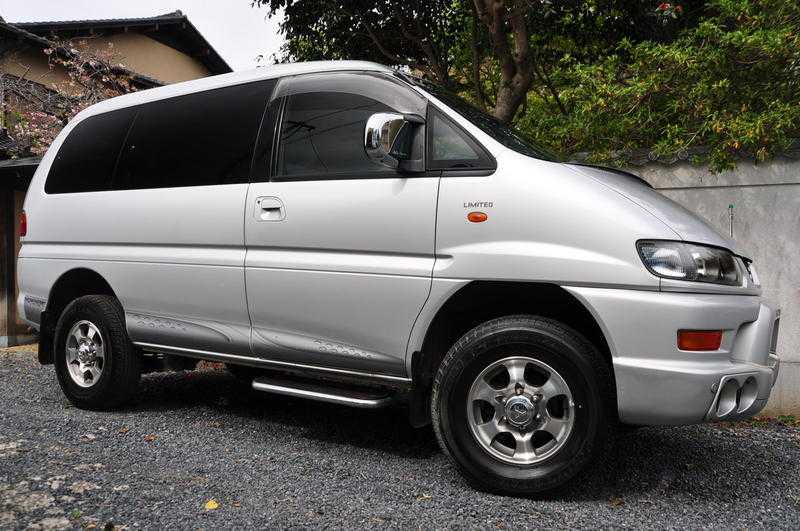 Mitsubishi Delica Year 2002 RefSpc880