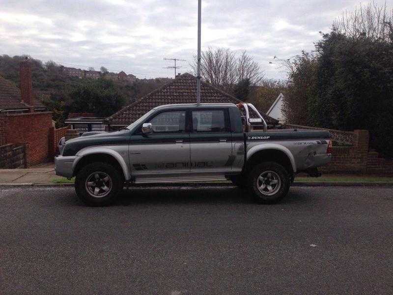 Mitsubishi L200 2002