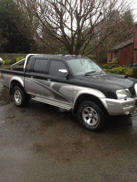 Mitsubishi L200 2004