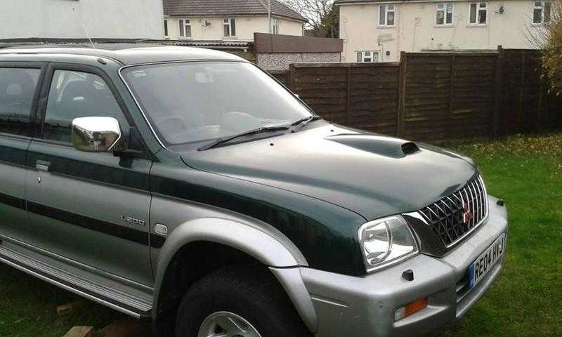 Mitsubishi L200 2004 spares and repairs