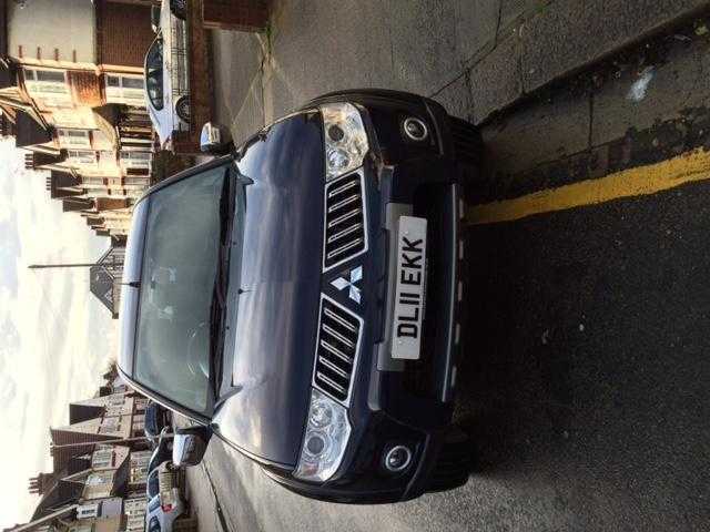 Mitsubishi L200 2011 2.5 diesel automatic