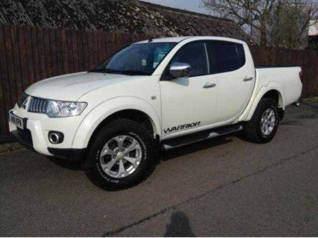 Mitsubishi L200 2011