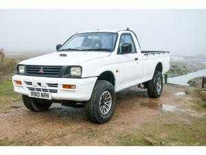 Mitsubishi L200 (4x4) Turbo Diesel Pick up.