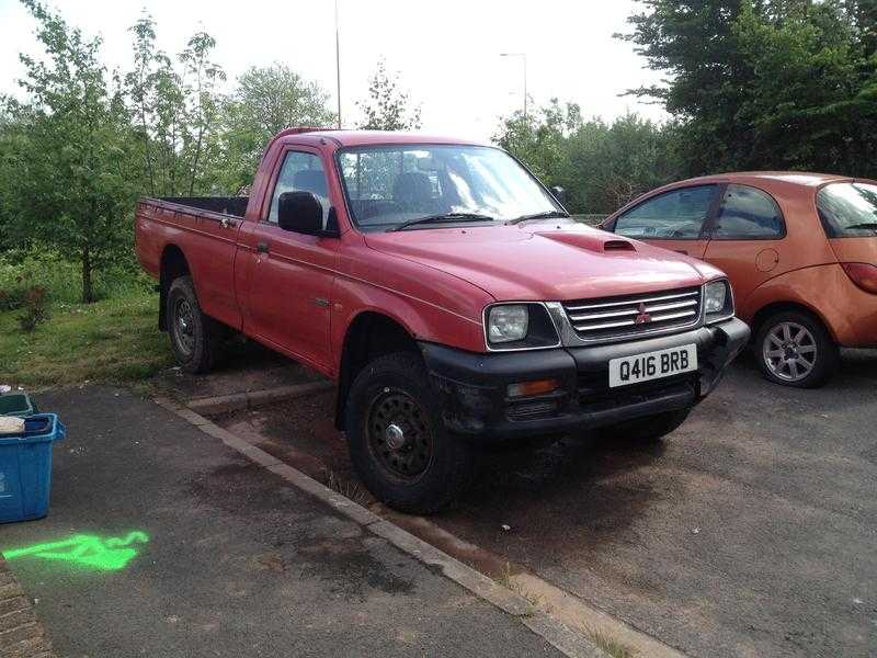 Mitsubishi L200 ( for Spares  Repair )