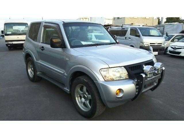 Mitsubishi Pajero 2004