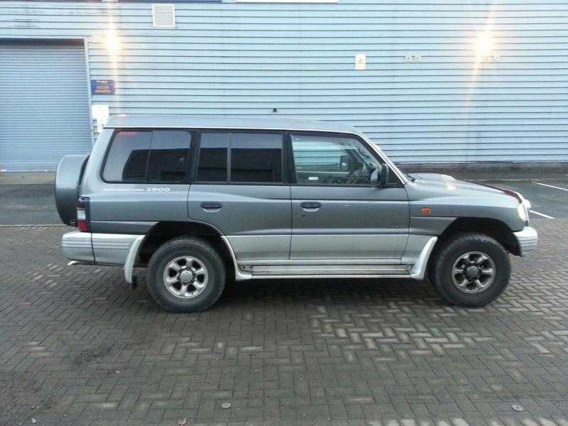 Mitsubishi Shogun 1998 very clean model