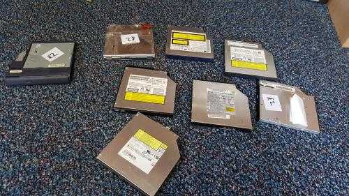 Mixed bundle of Laptop internal dvd drives and cd drives for sale 2 each
