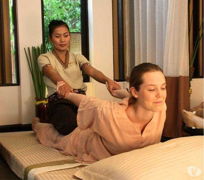 Mobile massage service by Thai female