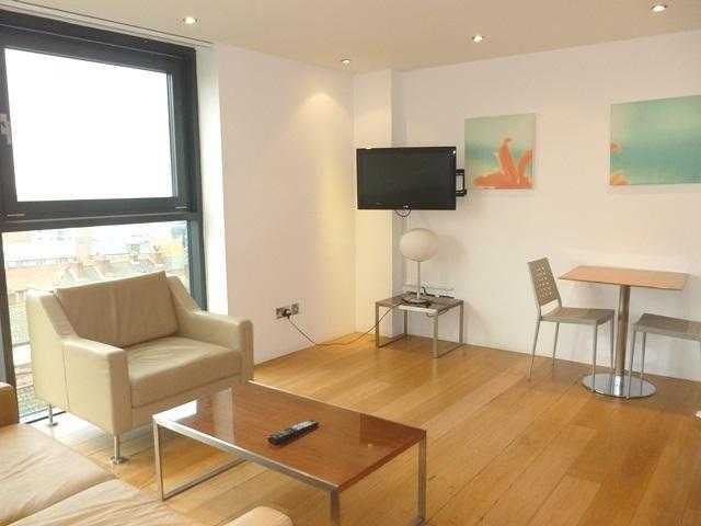 Modern 1 bedroom flat Star St