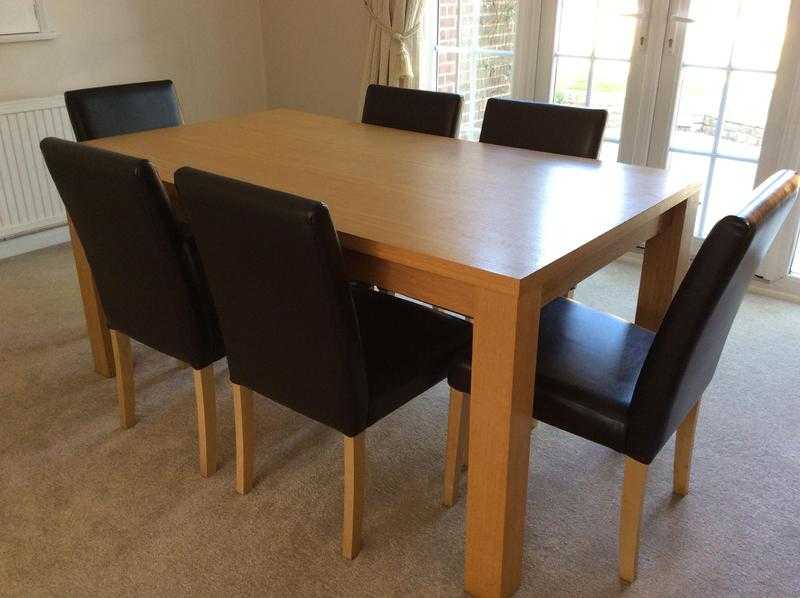 Modern oak table