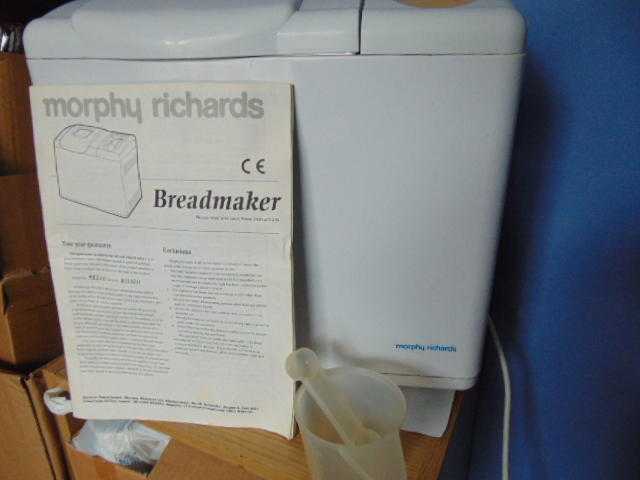 Morphy Richards Breadmaker 48200