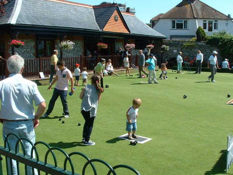 Motcombe Gardens Bowls Club Fun Day Saturday 16th July