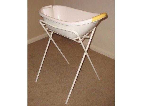 Mother Care My Jungle Family Baby Bath And Folding Stand