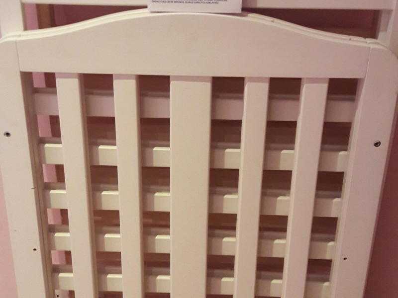 Mothercare 039Takeley039 Cot with mattress
