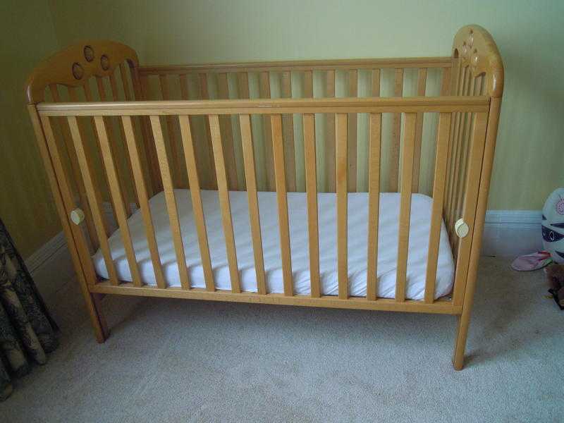 MOTHERCARE WOODEN COT