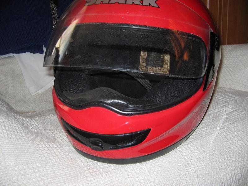 MOTORCYCLE HELMET