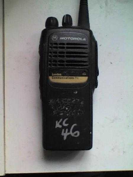 Motorola GP340 Model MDH25RDC9AN3AE 16 channel UHF Hand-held Radio  WORKING