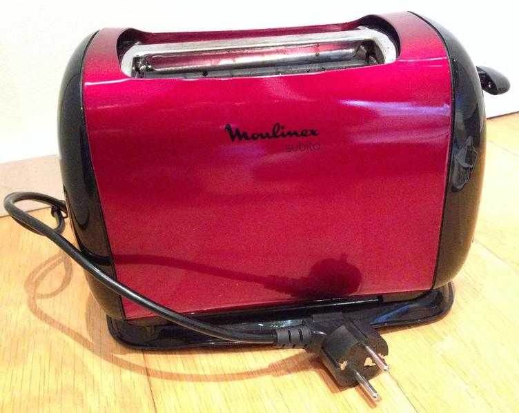 MOULINEX SUBITO TOASTER shiny red