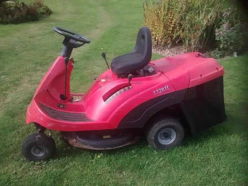 Mount field ride on mower 2005