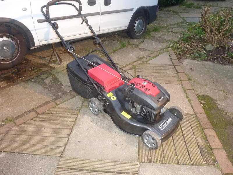 Mountfield 21inch cut self propelled mower electric start