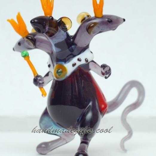 Mouse king - small glass figure