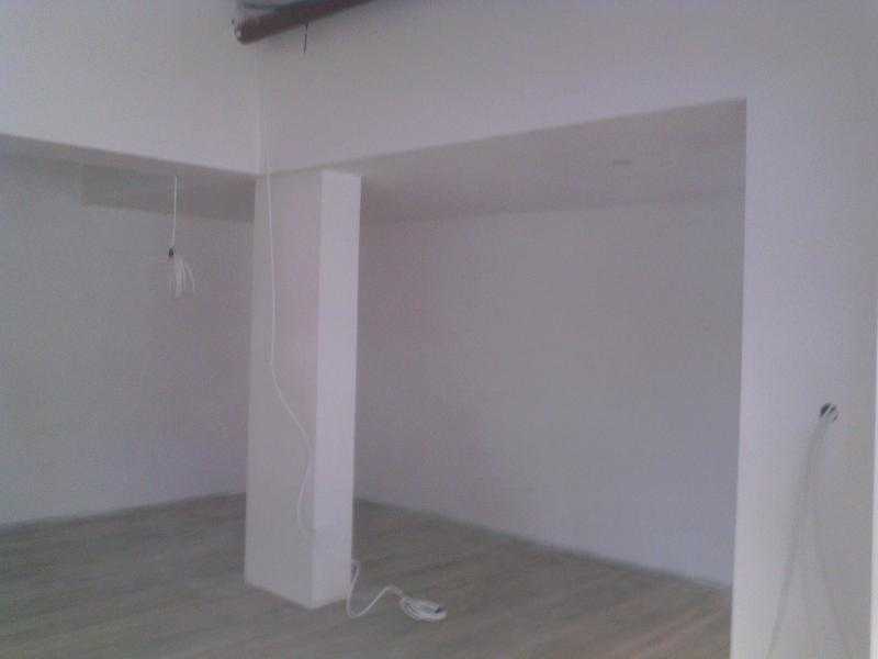 Multi-trades,painter,tiling,floors and other construction work.In Londonamparound.