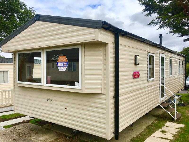 Nearly New 2 Bedroom Holiday Home  Solent Breezes