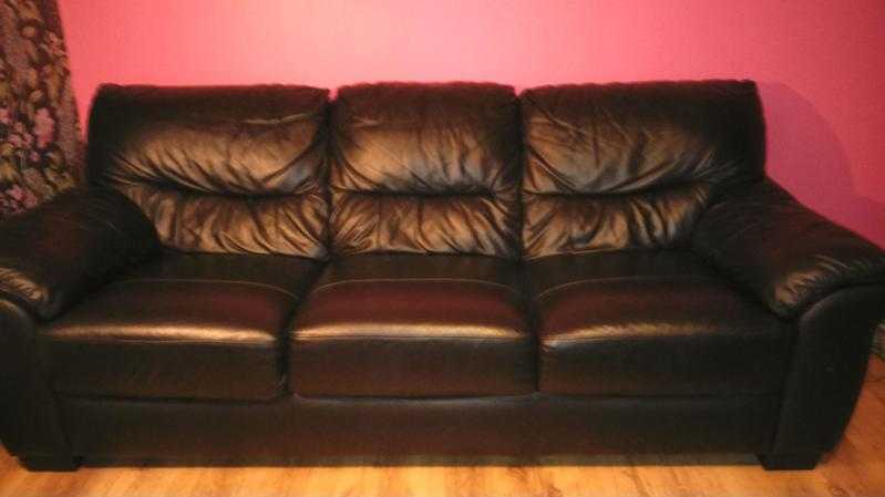 Nearly new sofa for sale