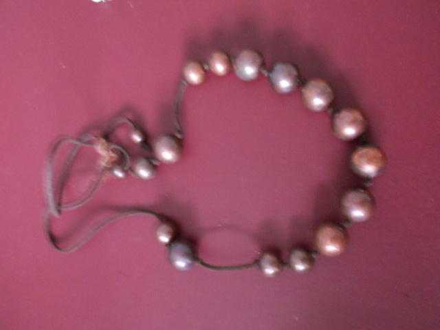 Necklace with big brown beads