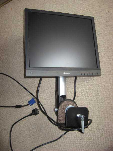 Neovo Monitor with Bracket Swivel F-417