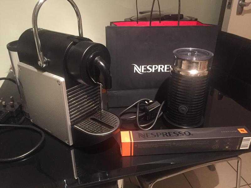 Nespresso Coffee Machine with Aeroccino Milk Frother