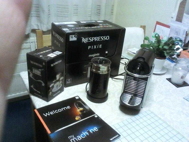 Nespresso Magimix pixie coffee maker